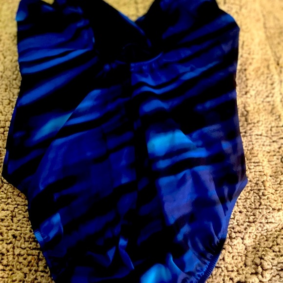 Trimshaper women’s one piece swim suit size 14 - Picture 2 of 5